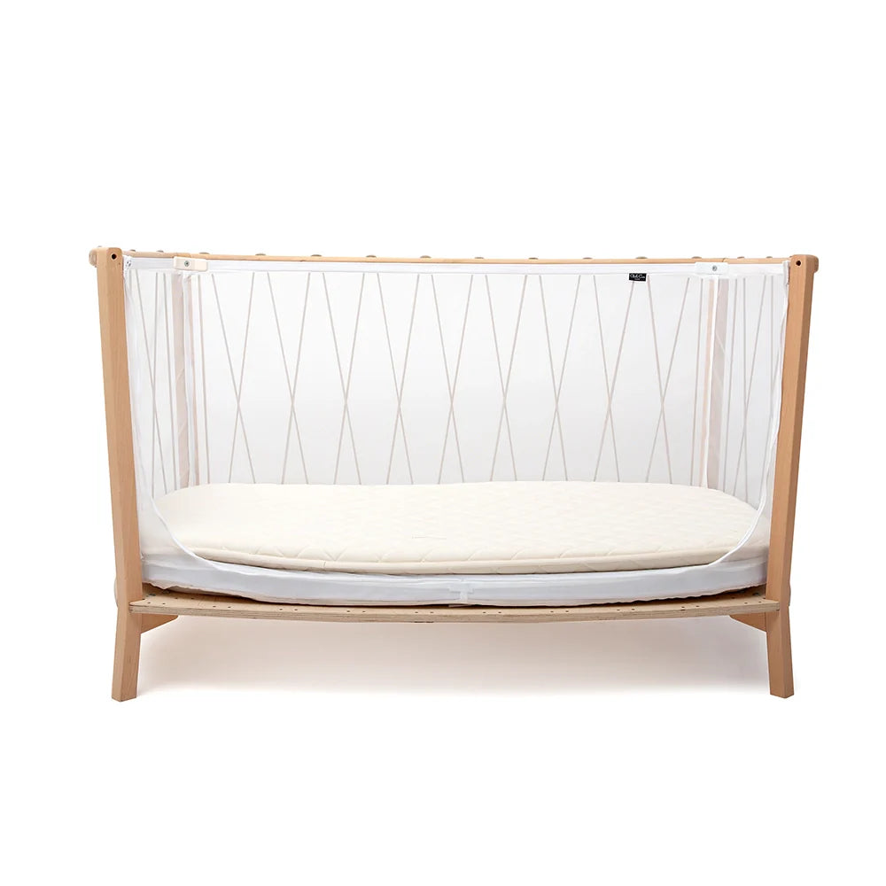 KIMI Evolving Baby Bed - Houten meegroei bed zonder spijlen 60x120 cm - Van 6 maanden tot 5 jaar - Charlie Crane
