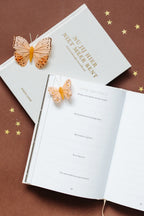 Nu jij hier niet meer bent – Keepsake Memory Book for Baby Loss – Birth Lines