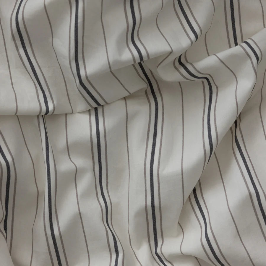 Dekbedovertrek - Percale Junior Bed linen (DK size) - 100x140cm & 40x45cm - Cream Stripe