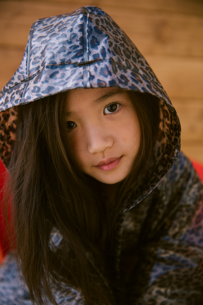 Transparante regenjas Odetta - Waterdicht TPU - Brown Leo - MarMar Copenhagen - productfoto - afbeelding 9