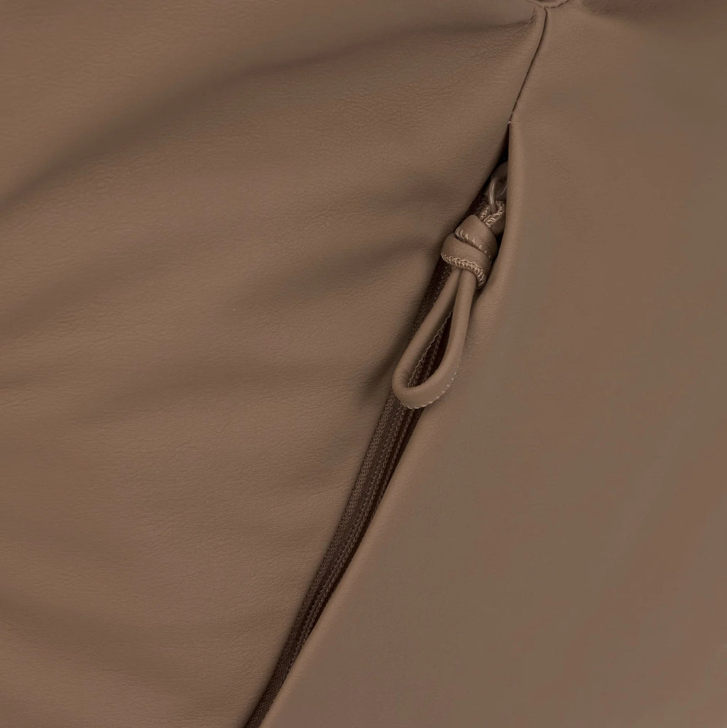 Teya Luiertas – Shoulder Bag – Hazelnut – LÄSSIG