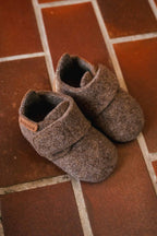 Baby Wool Camel – Chaussons en laine pour bébé – Petits souliers – Bisgaard