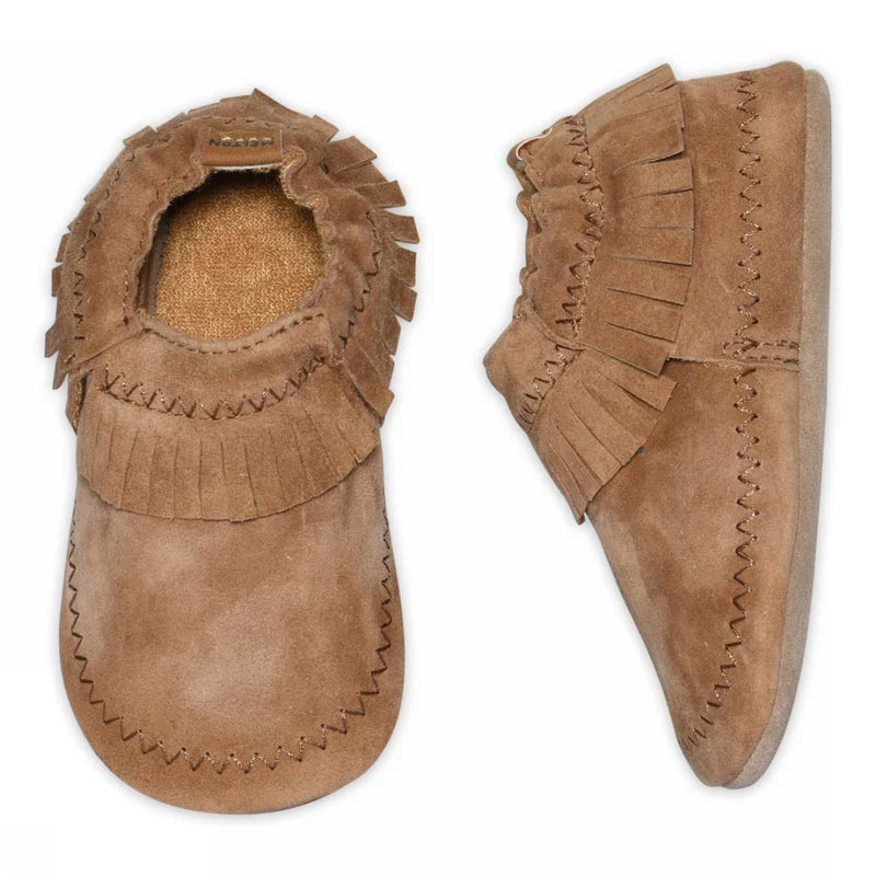 Moccasin Suede Slippers – Leder-Babyschuhe mit rutschfester Wildledersohle – MELTON