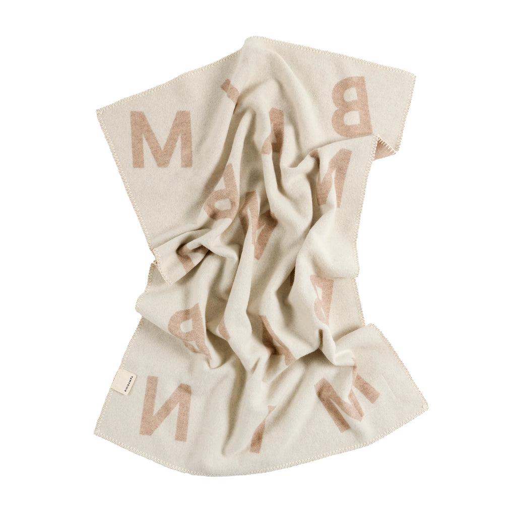 Alphabet Merino Biniblanket – Wiegedecke - 100% Merinowolle - 75×100 cm – BINIBAMBA