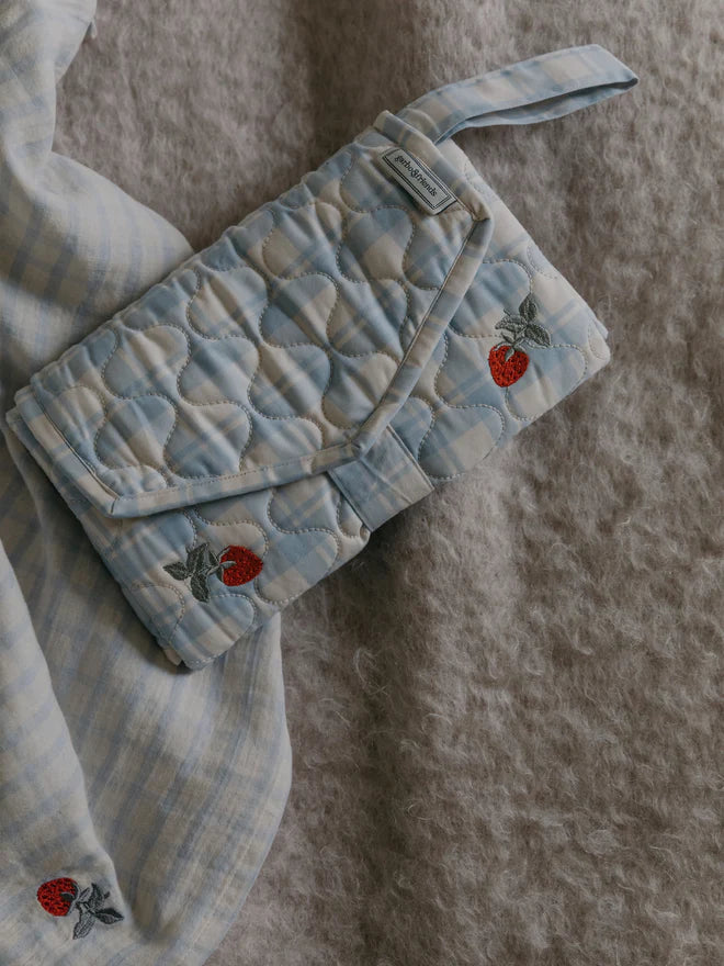 Verschoonmatje To Go Gingham Sky Blue - biologisch katoen - Garbo&Friends - productfoto