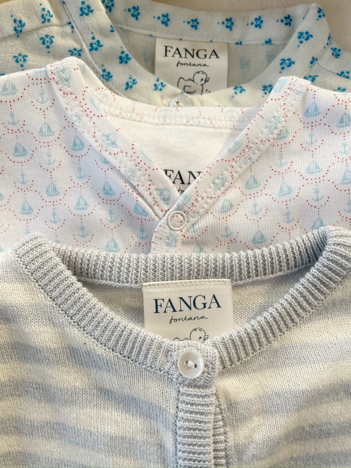 Fio Onesie - Barca - Boxpakje/Pyjama - Biologisch Katoen - Zeilbootjes - Konges Sløjd