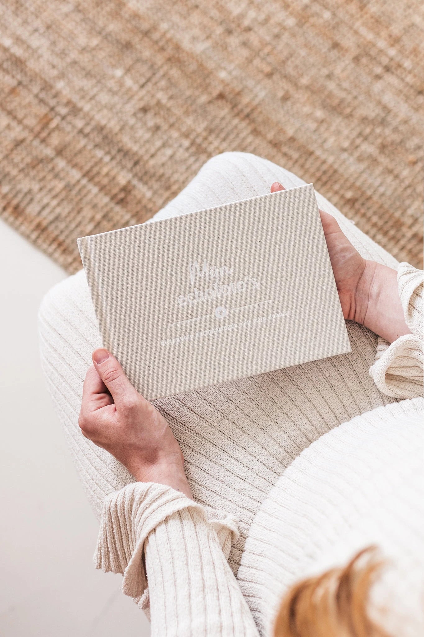 Baby invulboekje - Mijn echofoto´s - Linnen Beige - Fyllbooks - productfoto - afbeelding 4