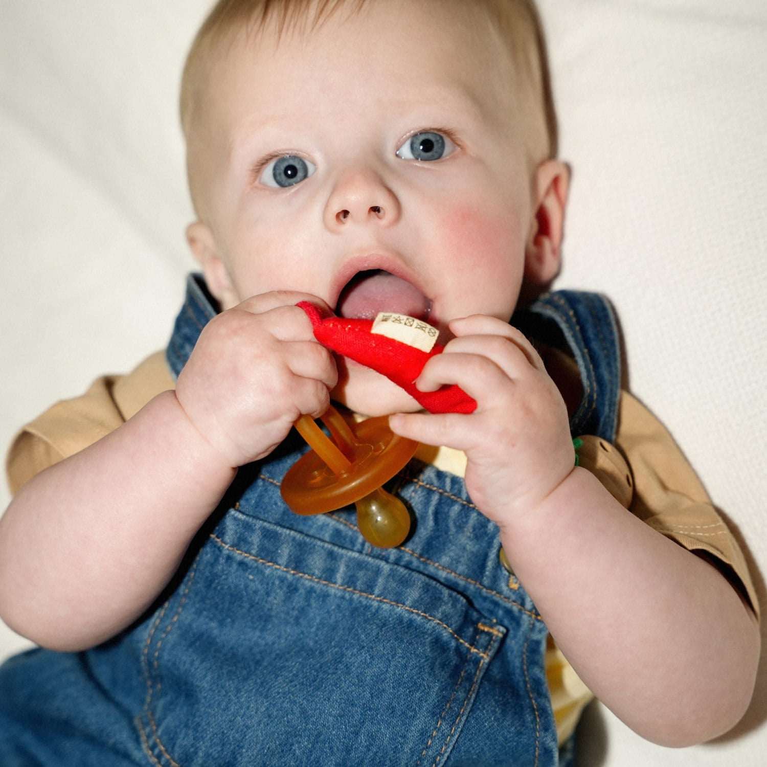 Speenkoord hete peper - Charly the Chili Pacifier Clip - Katoen - Oli & Carol - productfoto - afbeelding 6