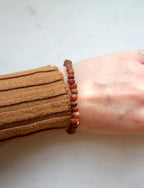 Raw Caramel Bracelet – Damenarmband aus rohem, karamellfarbenem Bernstein – Nirrimis