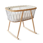 KUMI Wooden Cradle - Schommelend Houten Wiegje - Charlie Crane - productfoto - afbeelding 11