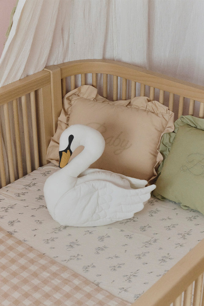 Baby Cushion - Sierkussen met borduursel - Rose & Matcha - 32 × 22 cm - Lorena Canals - productfoto - afbeelding 3