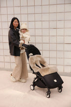 Toast Puffmuff – Luxus-Kinderwagenfußsack aus Merino-Lammfell – BINIBAMBA