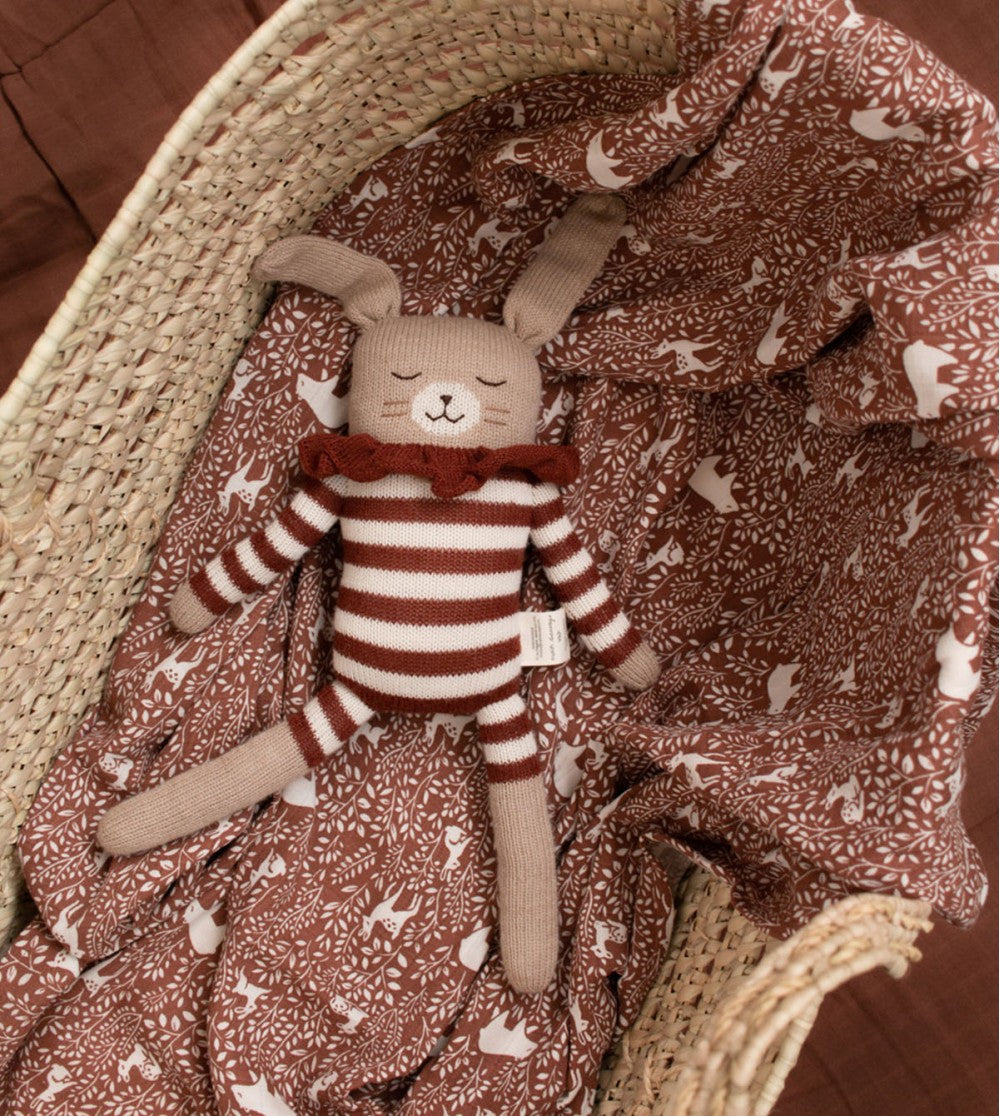 Großer Hasen Kuscheltier Sienna Striped Romper – 100 % Baby-Alpaka – Main Sauvage