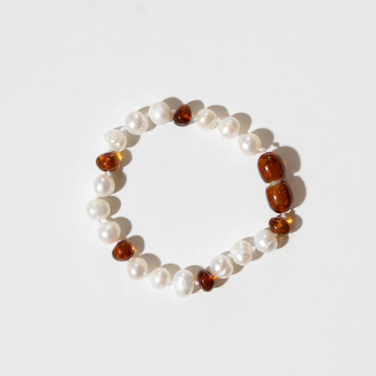 Barnsteen en parel armband - Pearly Caramel - 14 cm - Kids 0-3 jaar - Nirrimis