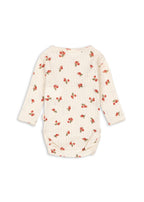 Minnie Newborn Body – Rosa Rouge – Wickelbody mit Blumenprint – GOTS Bio-Baumwolle – Konges Sløjd
